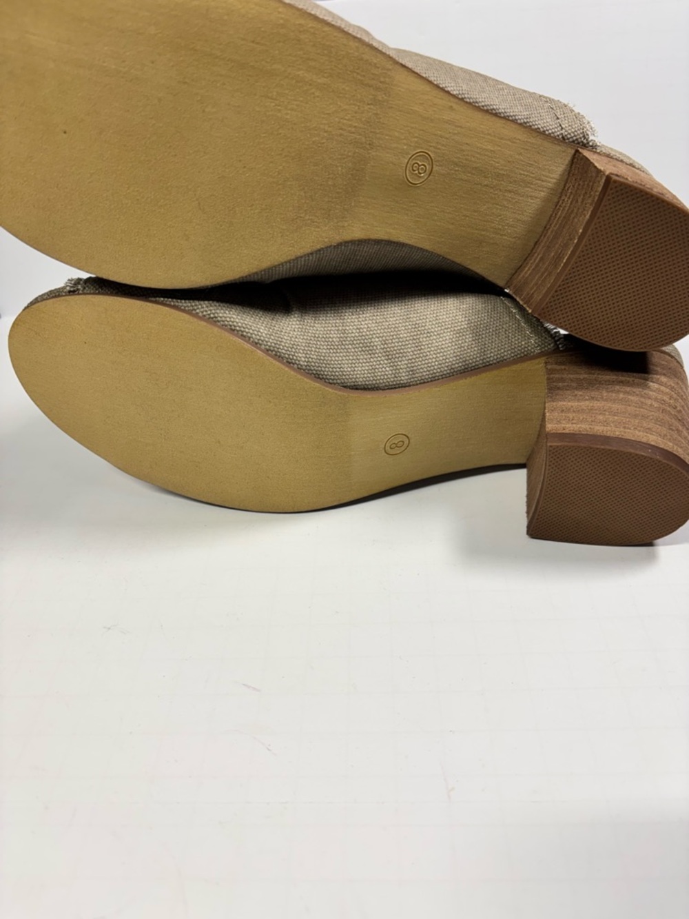 ✨Very G Bianca Taupe Mules Size 8 - Picture 11 of 11